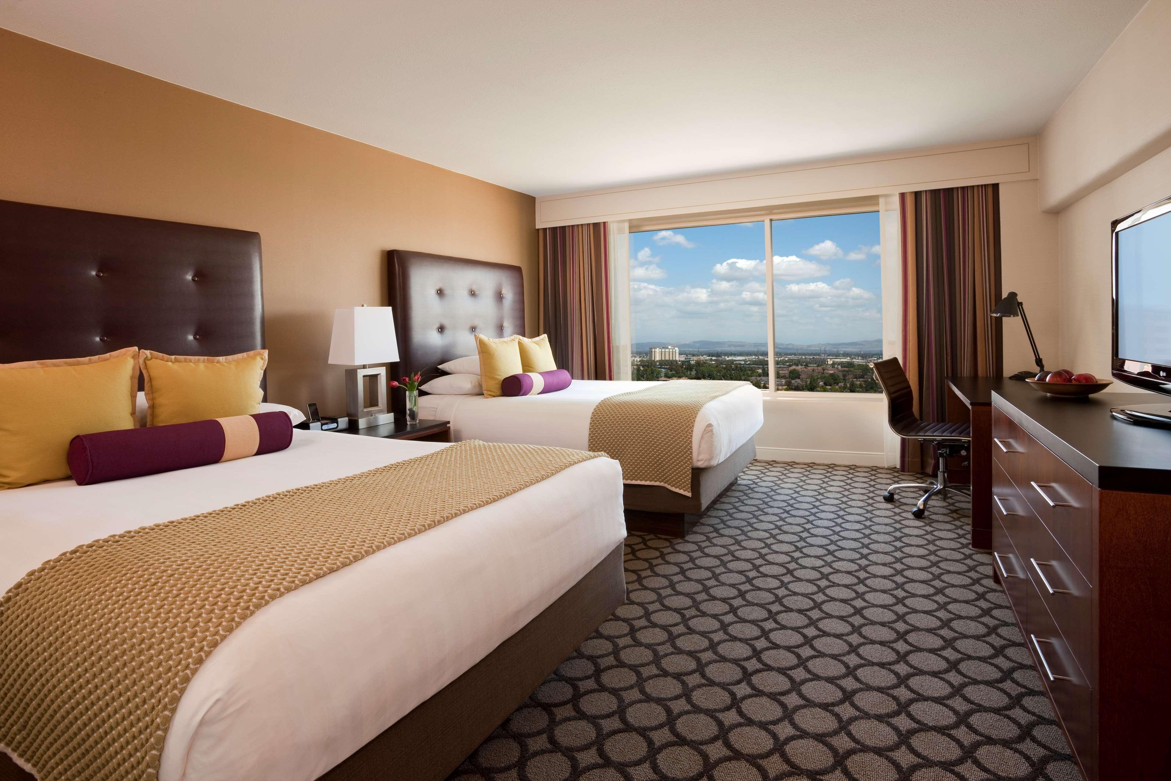 Hyatt Regency Orange County Hotel Garden Grove Room photo