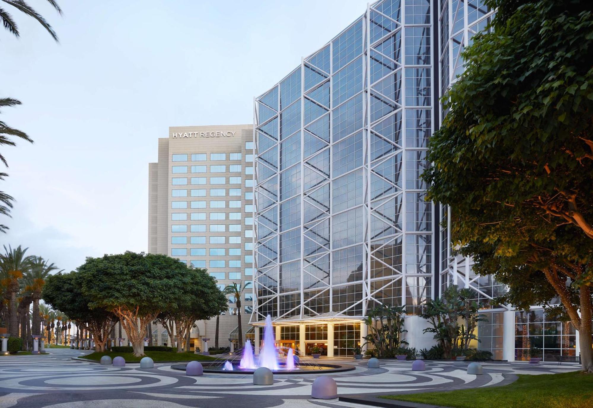 Hyatt Regency Orange County Hotel Garden Grove Exterior photo